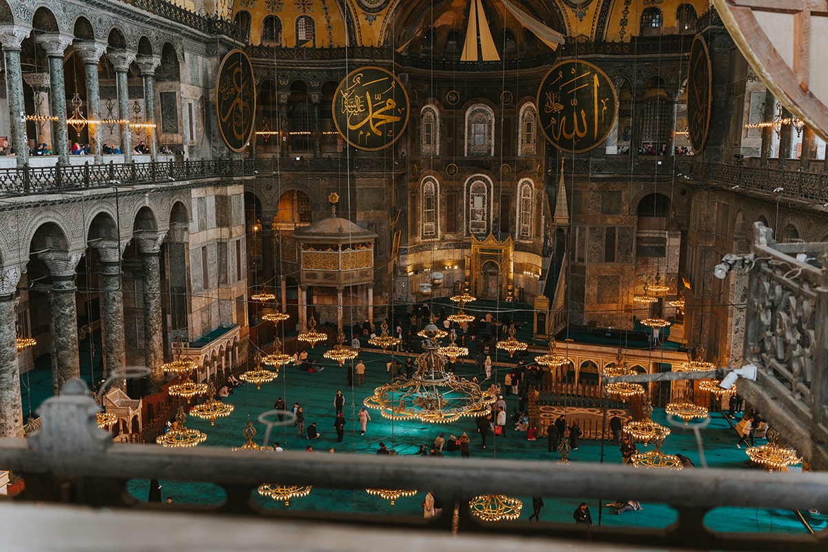 Byzantine Mosaics of Hagia Sophia: What to Look For Inside