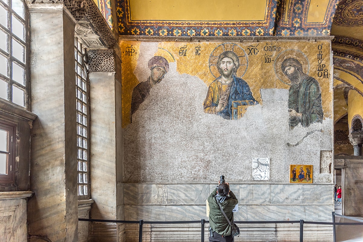 Guided Tour vs Audio Guide: Which Is Better for Visiting Hagia Sophia?