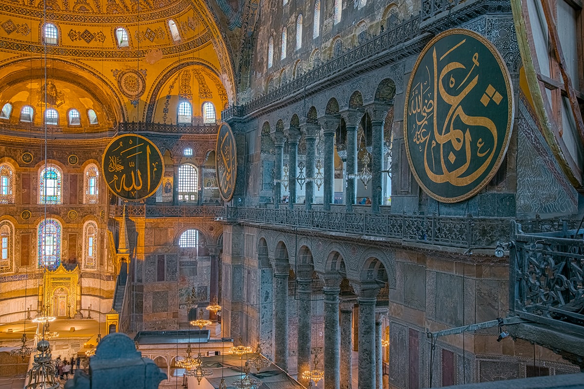 Hagia Sophia as a Symbol of Imperial Power: Exploring its Political Significance