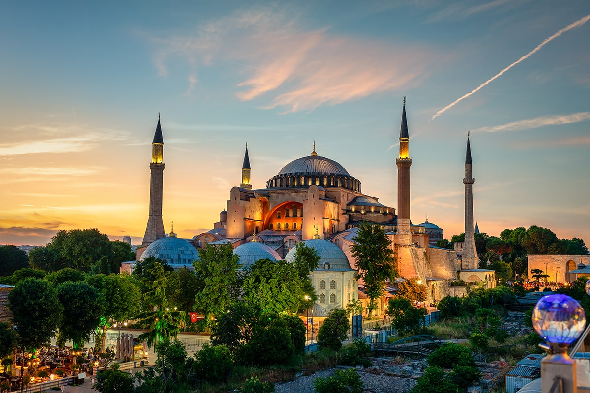 Visiting Hagia Sophia at Sunset or Night? Which Is Better?